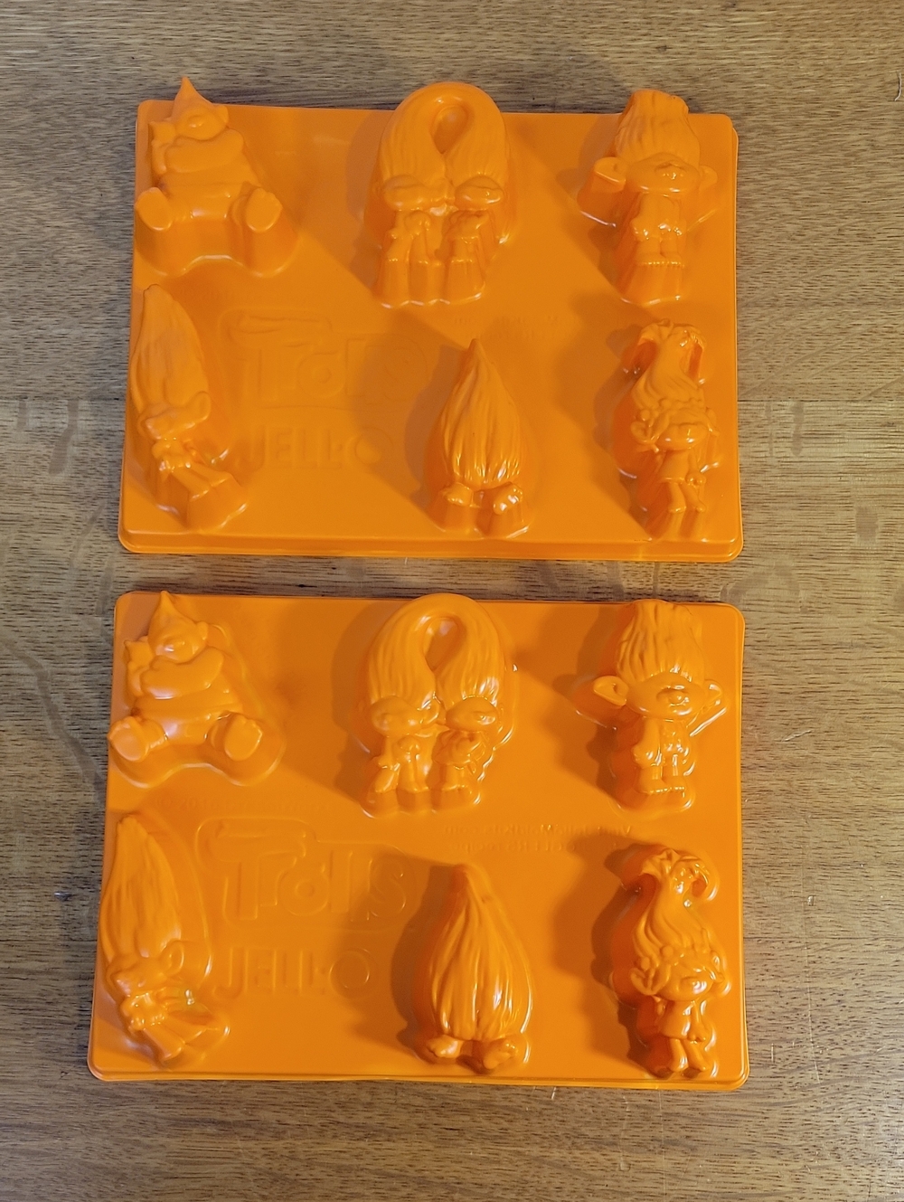 Set Of 2 2016 Orange Plastic Jello Molds Jiggler For 6 Trolls